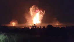 Guerre en Ukraine : une attaque de drones ukrainiens aurait entraîné une gigantesque explosion d’un important stock de missiles russes