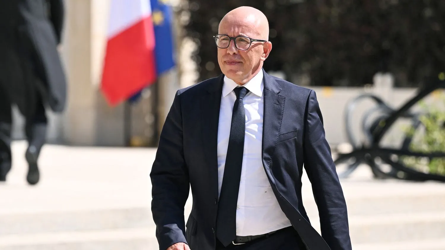 INFO FRANCEINFO. Des LR menacent de réclamer plus de deux millions d'euros de préjudice à Éric Ciotti après son alliance avec le RN