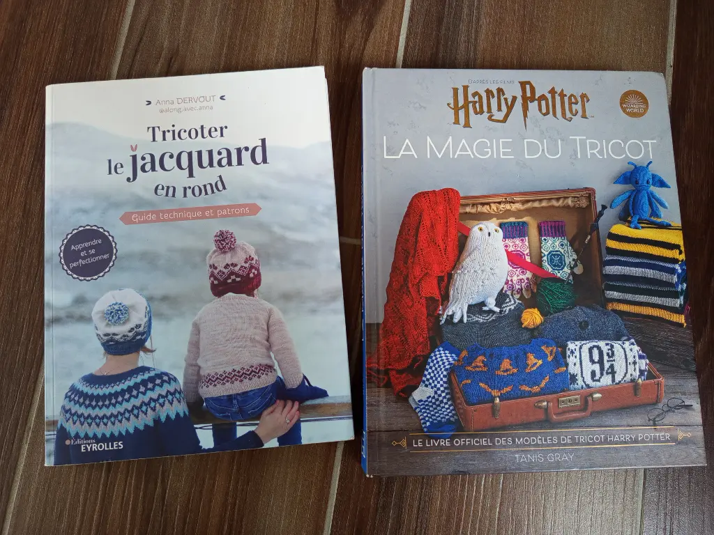 livres de Tricot: Tricoter le jacquard en rond et Harry Potter La magie du Tricot.