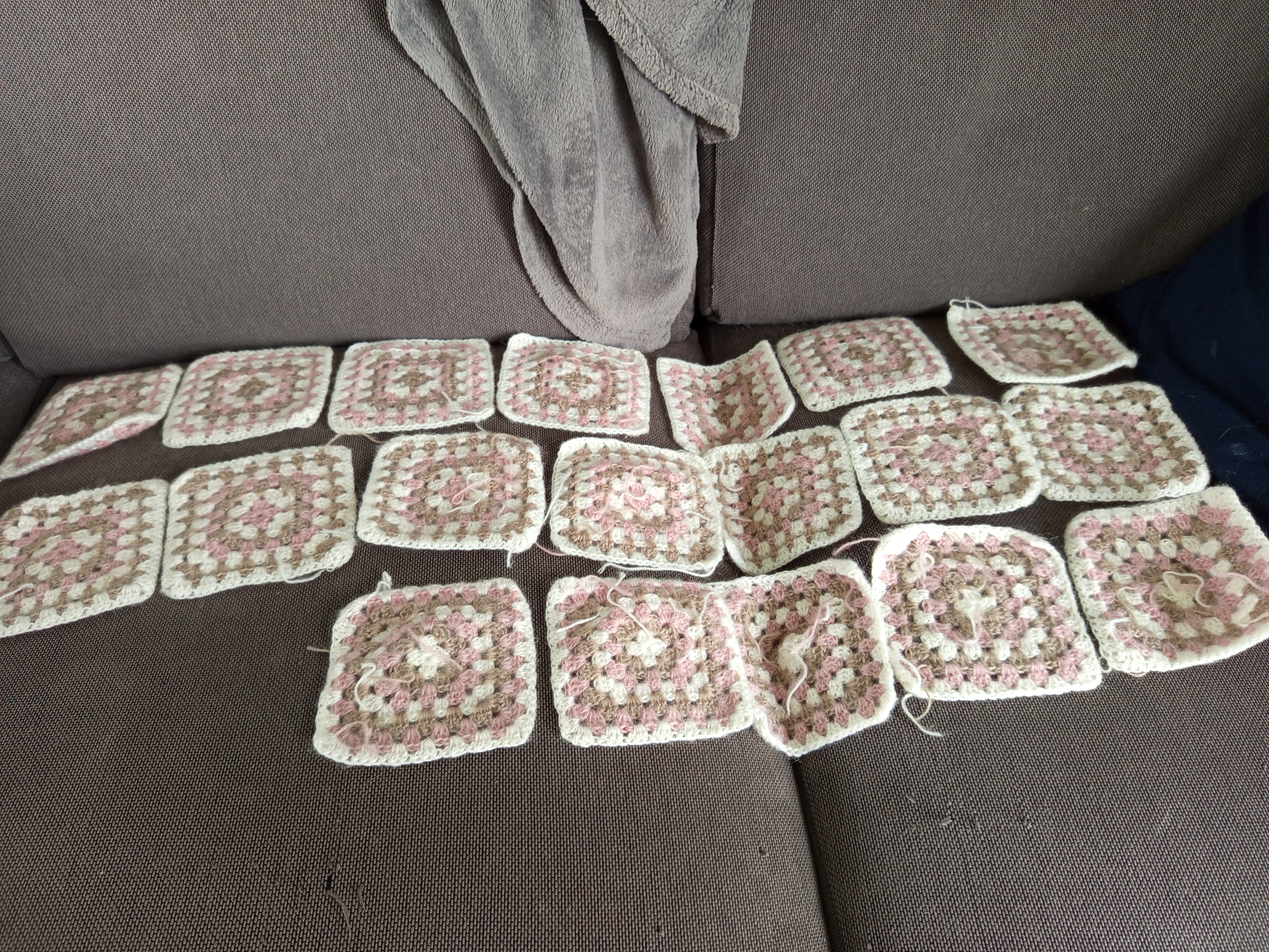 Plein de Grannys aux crochets