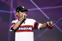 Le rappeur Nekfeu accusé de viols et violences par son ex-compagne