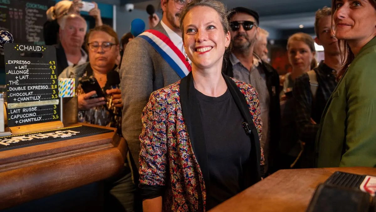 « Dire qui je suis » : la candidate du NFP pour Matignon, Lucie Castets, fait son coming out publiquement