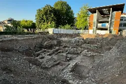 Des fouilles archéologiques dans un lycée révèlent un couvent du XVIIe et une maison de l'Antiquité