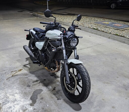 A white Kawasaki Eliminator 500