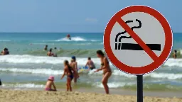 Plan tabac&nbsp;: l'interdiction de fumer étendue aux plages, aux parcs et aux abords des écoles