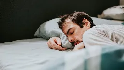 Dormir sur le ventre : quels dangers pour votre santé ?